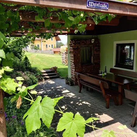 Holzapfel Sankt Georgen im Attergau