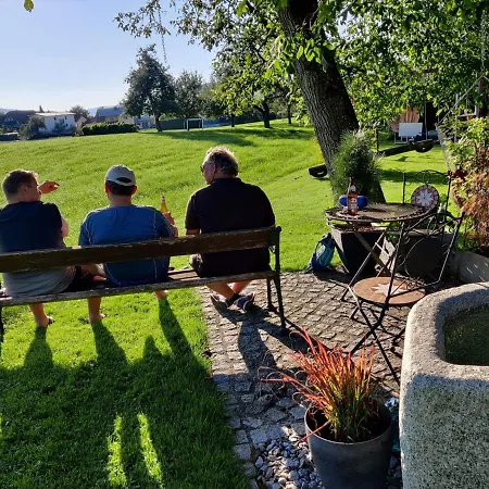Holzapfel * Sankt Georgen im Attergau