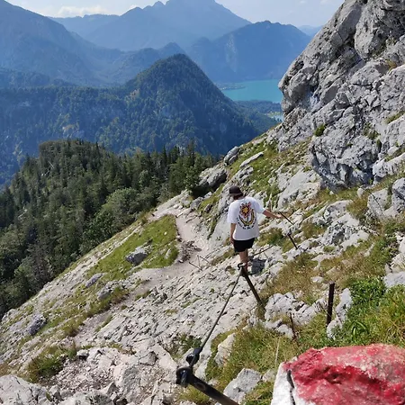 Holzapfel Guest house