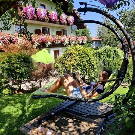 Holzapfel 3* Sankt Georgen im Attergau